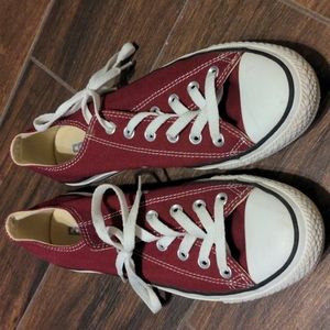 Woman’s converse